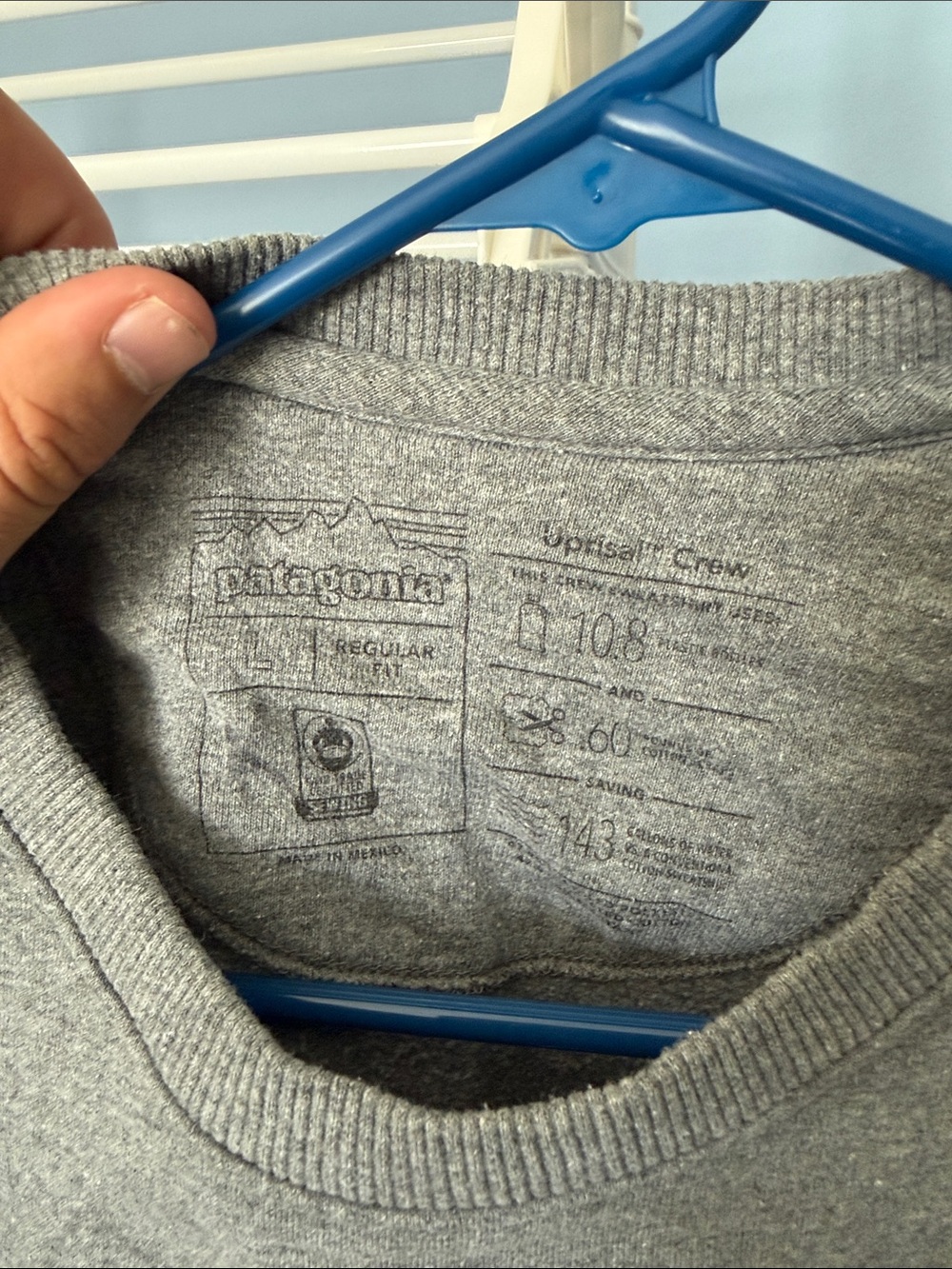 Patagonia Men's Crewneck Sweatshirt - Picture 3 of 3